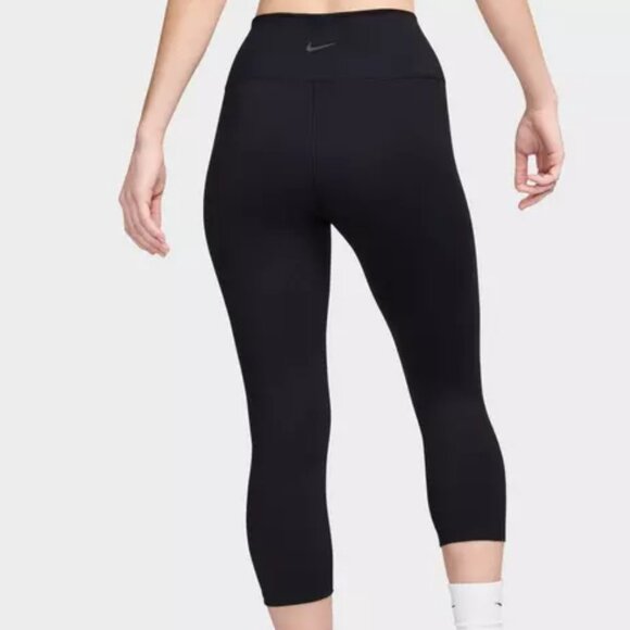 Nike Pants - NWT Nike One Women’s High-Waisted 7/8 Leggings w/ Pockets • Black • FN3241-010